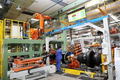 智能新工廠 機器人唱主角，引領機械設備研發(fā)新浪潮